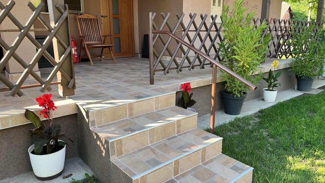 Turul -Kuca Za Odmor- Διαμέρισμα Korod Εξωτερικό φωτογραφία